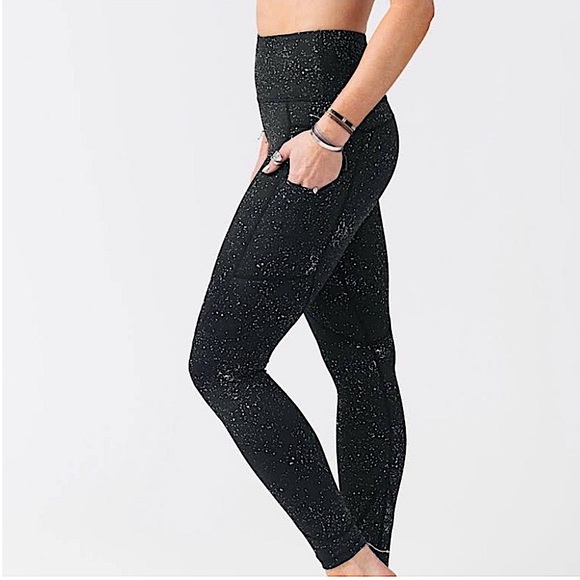 ZYIA Pants & Jumpsuits Zyia Active Reflective Galaxy Legging Poshmark